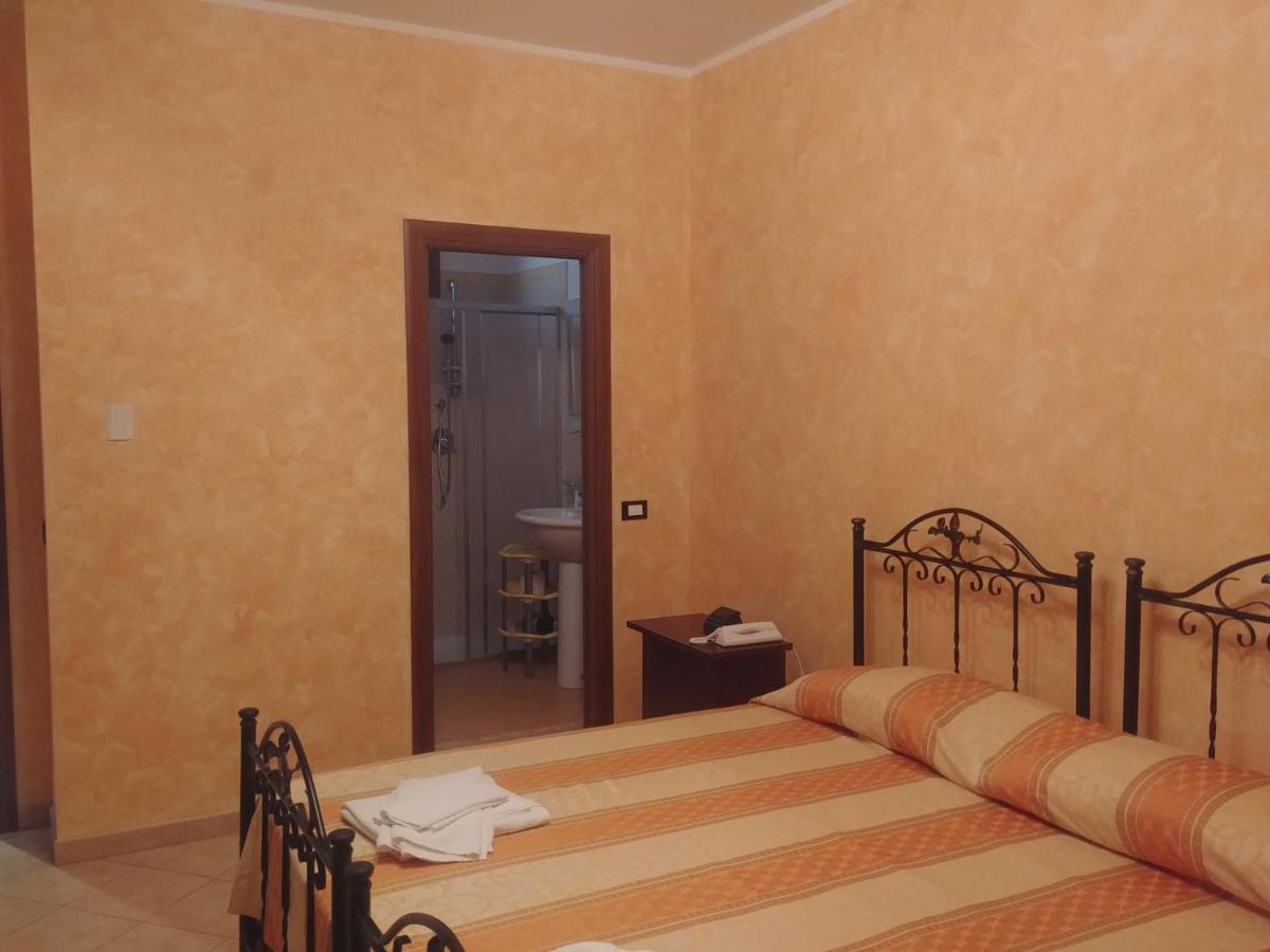 Paradise House Bed and Breakfast Calatabiano Exterior foto